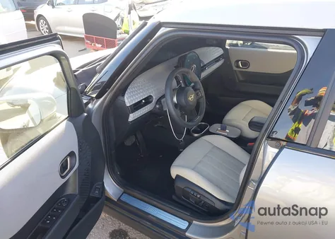 2025 Mini Hardtop Cooper from USA, damaged, VIN WMW43GD02S2W88650